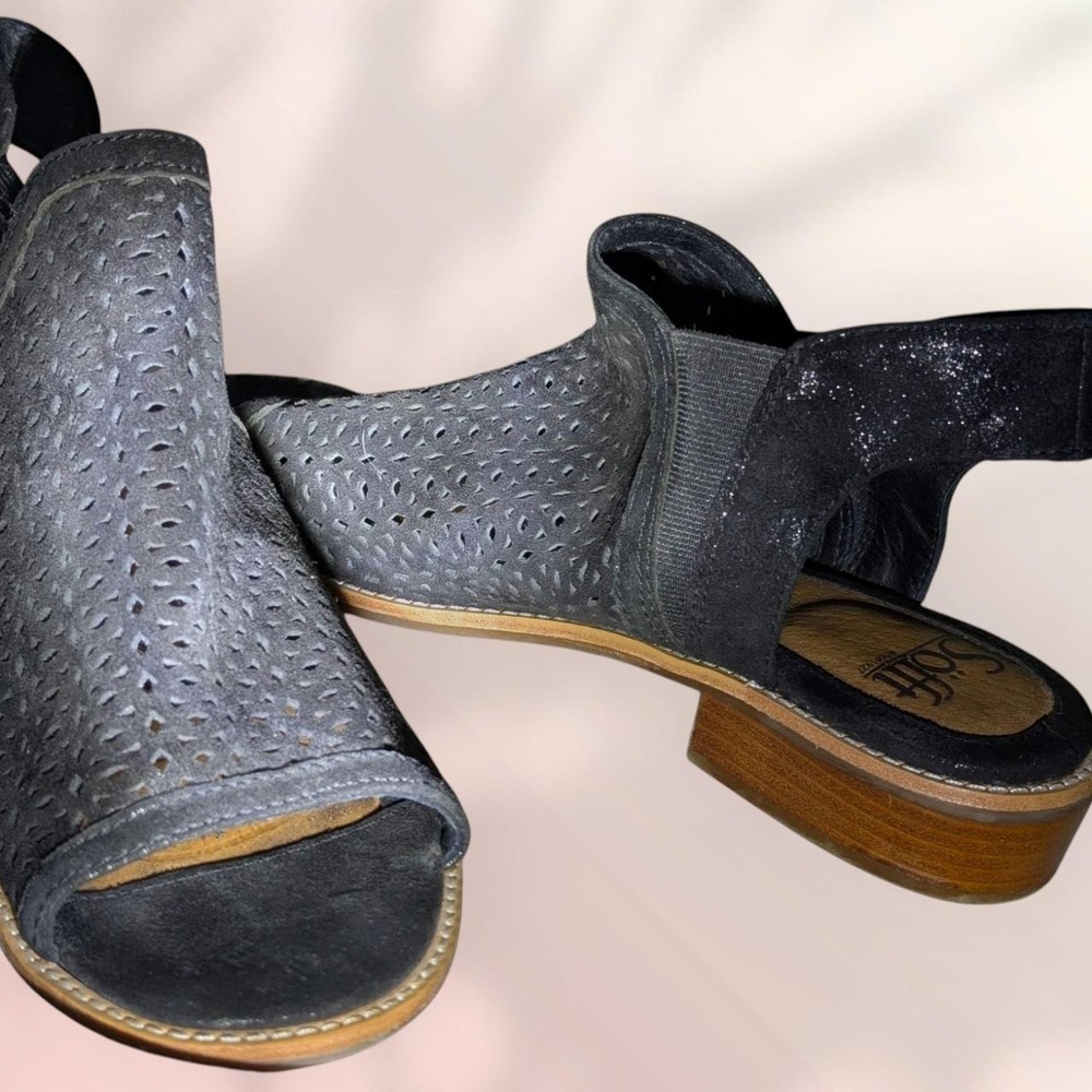 Sofft open toe/heel black suede sandal/boot - Picture 6 of 8